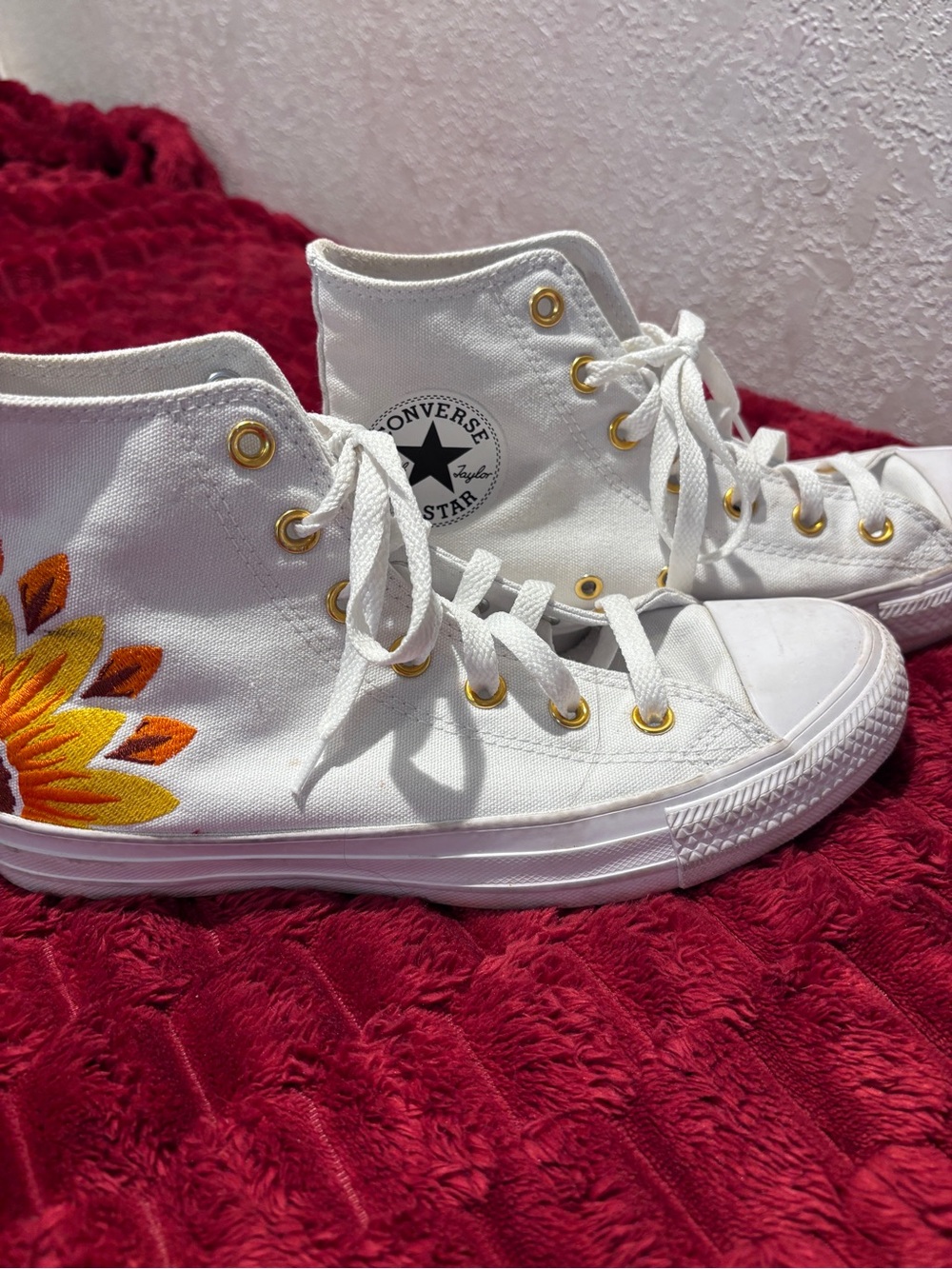 Converse Chuck Taylor All Star White High-Top Women's Sneakers 8 Sunflower - Picture 4 of 6